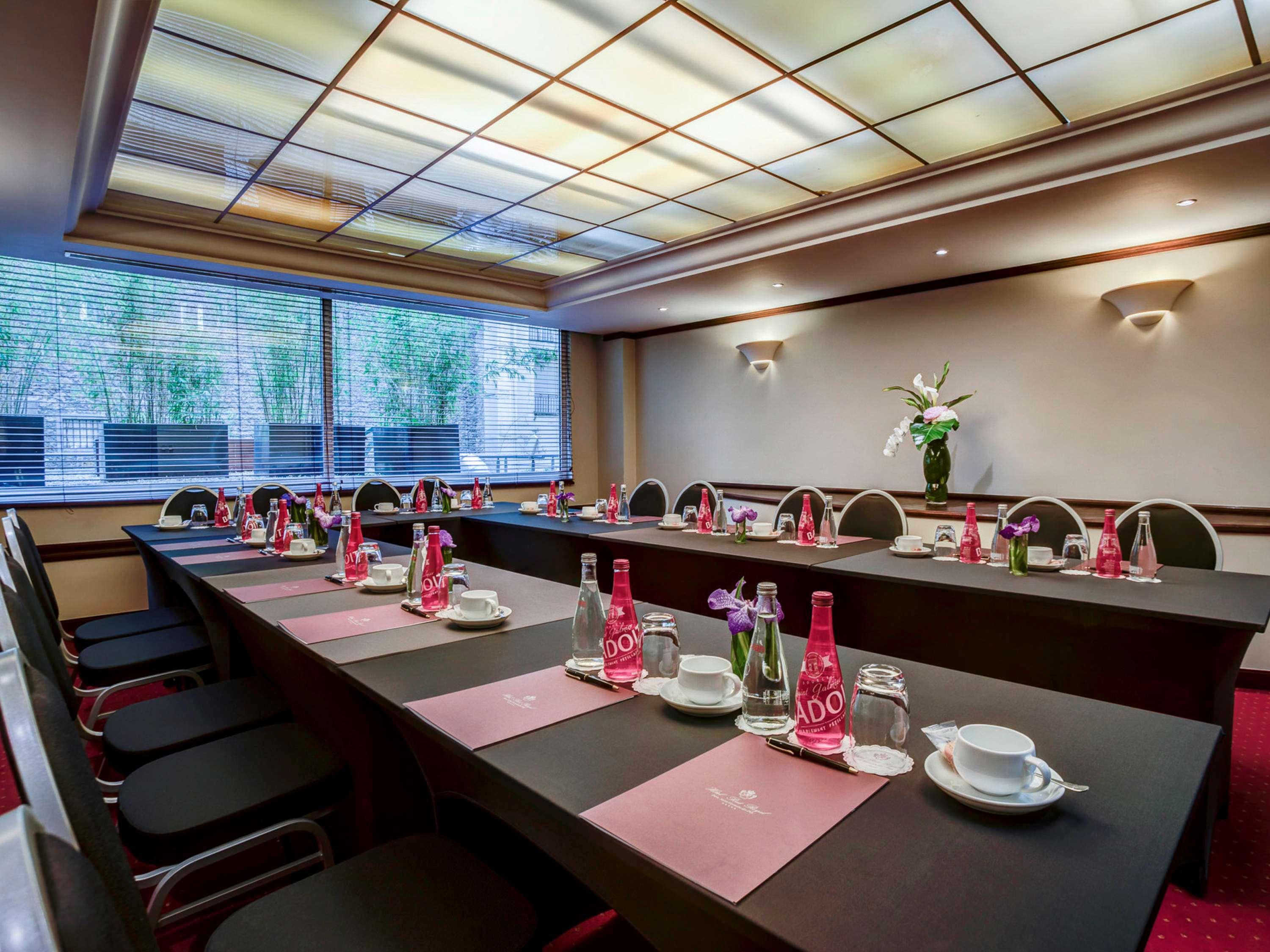 فندق بون رويال باريس المظهر الخارجي الصورة Meeting room