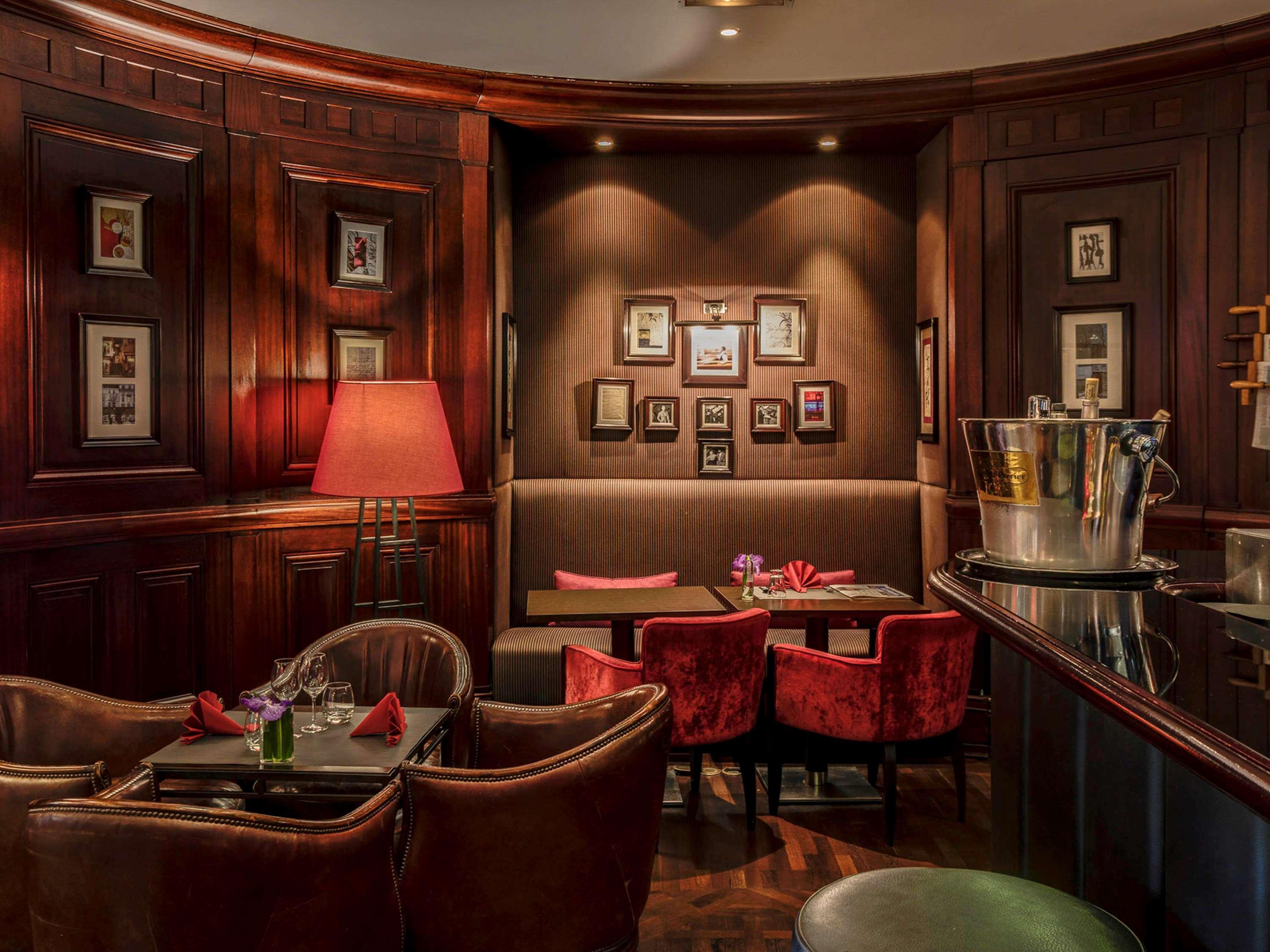 فندق بون رويال باريس المظهر الخارجي الصورة The bar at the Ritz