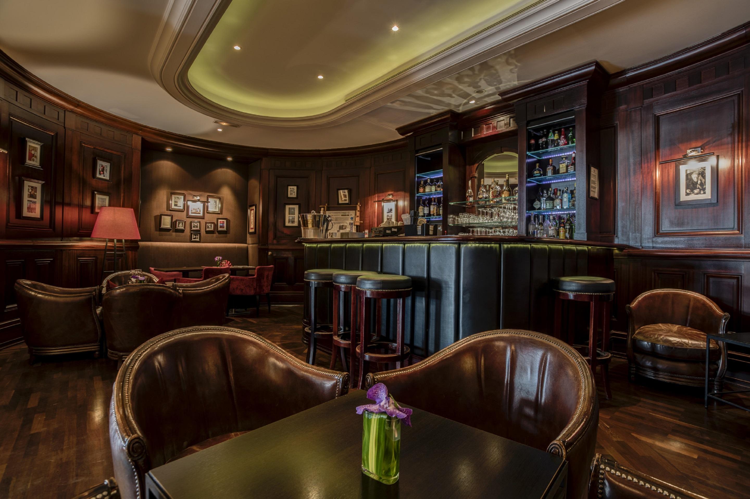 فندق بون رويال باريس المظهر الخارجي الصورة The bar at the St. Regis Istanbul